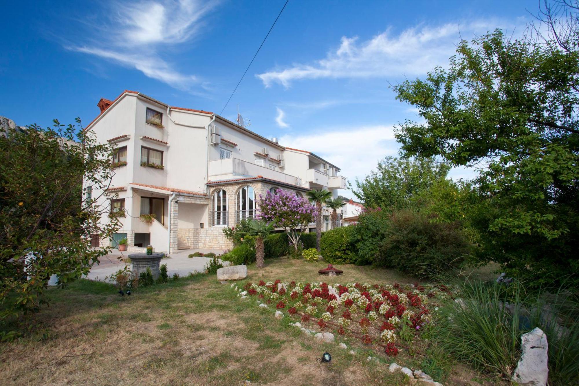 Hotel Pansion Burin Baška Zewnętrze zdjęcie