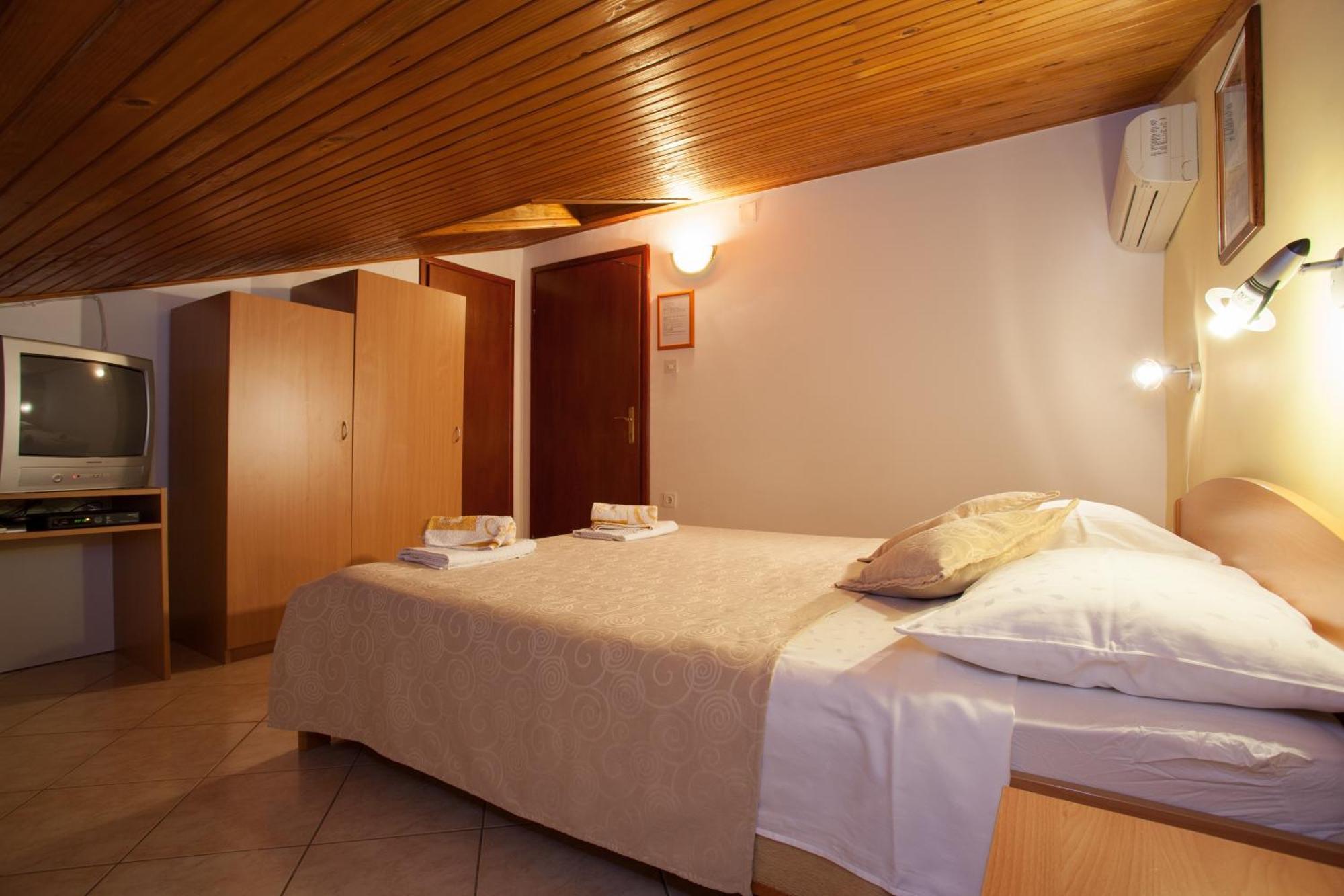 Hotel Pansion Burin Baška Pokój zdjęcie